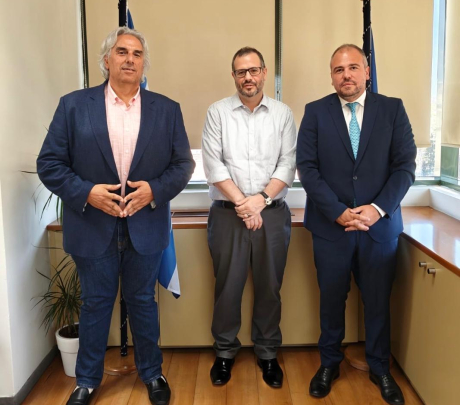 Συνάντηση Φίλιππου Φόρτωμα με τον Υφυπουργό Ενέργειας για τις διακοπές ρεύματος στην Τήνο